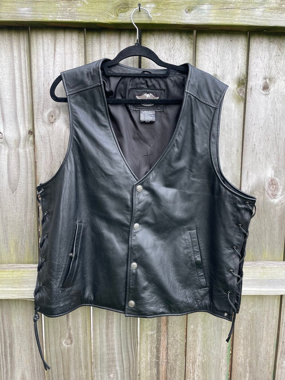 Harley-Davidson Leather Vest Mens XL Black Lace Up Sides Embroidered Biker